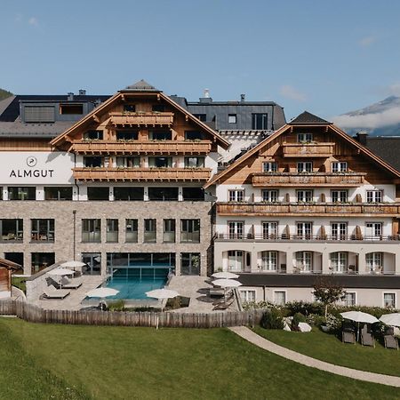 Almgut - Mountain Wellness Hotel Sankt Margarethen im Lungau Dış mekan fotoğraf