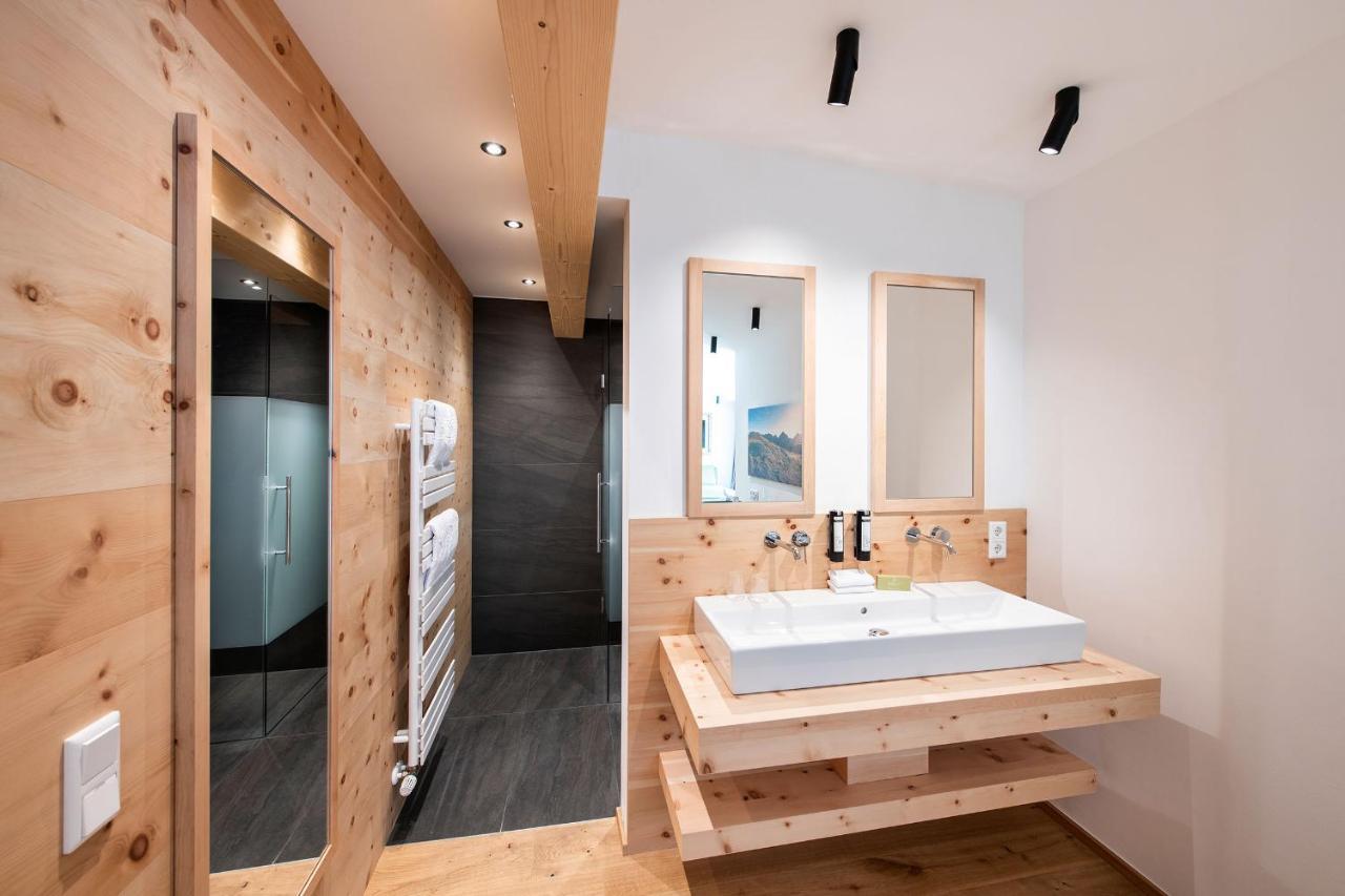 Almgut - Mountain Wellness Hotel Sankt Margarethen im Lungau Dış mekan fotoğraf