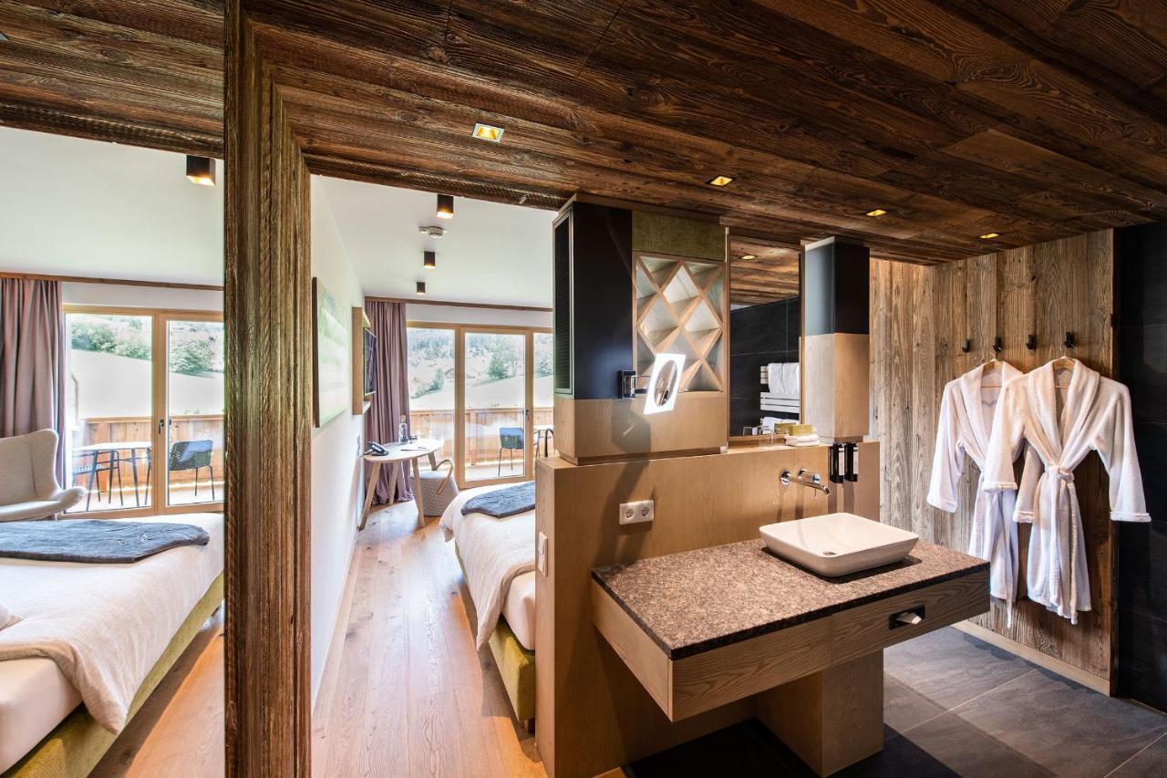 Almgut - Mountain Wellness Hotel Sankt Margarethen im Lungau Dış mekan fotoğraf