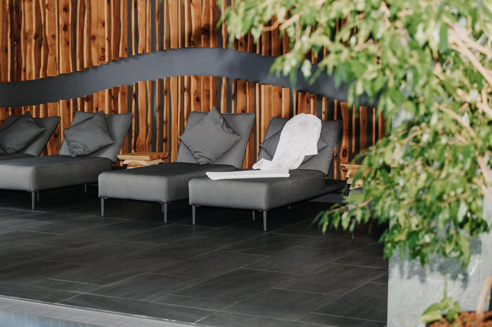 Almgut - Mountain Wellness Hotel Sankt Margarethen im Lungau Dış mekan fotoğraf