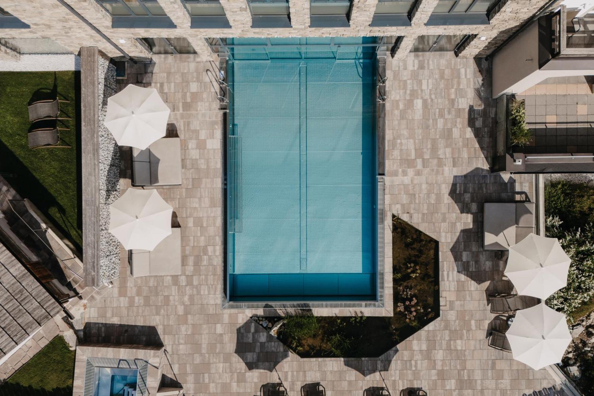 Almgut - Mountain Wellness Hotel Sankt Margarethen im Lungau Dış mekan fotoğraf