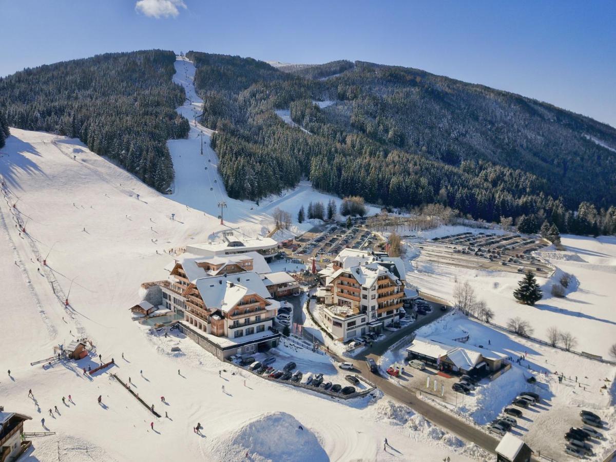 Almgut - Mountain Wellness Hotel Sankt Margarethen im Lungau Dış mekan fotoğraf