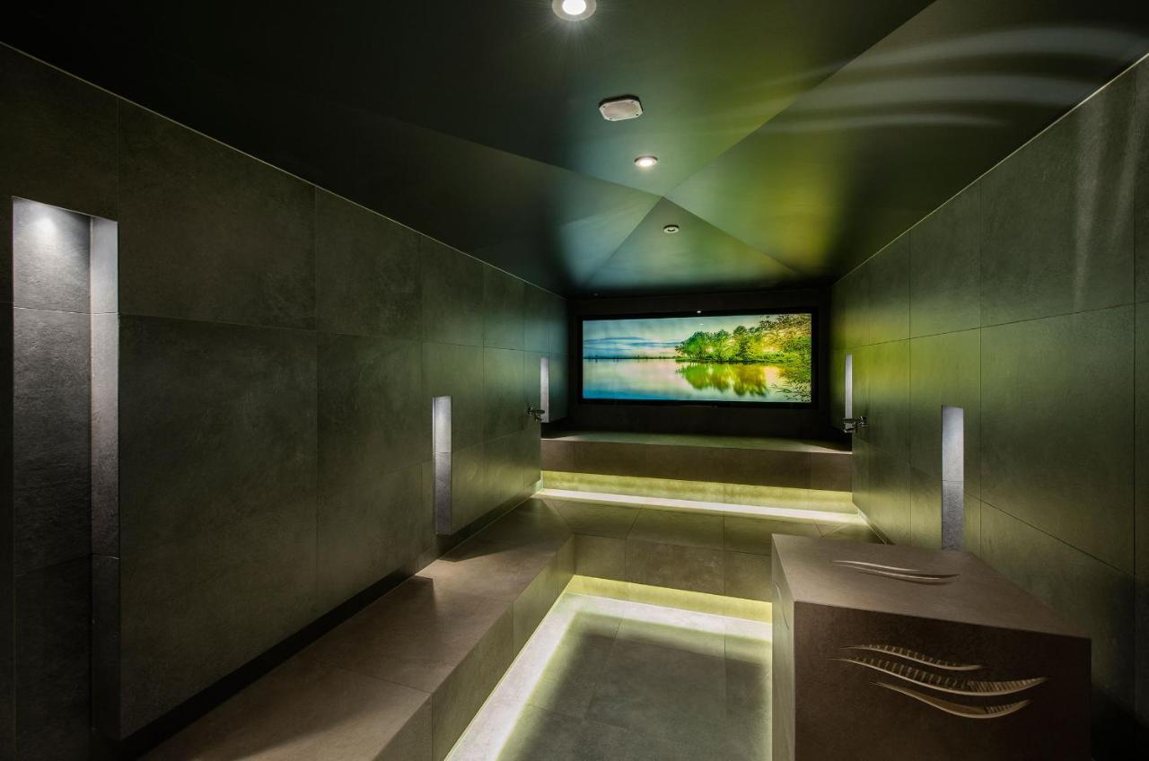 Almgut - Mountain Wellness Hotel Sankt Margarethen im Lungau Dış mekan fotoğraf